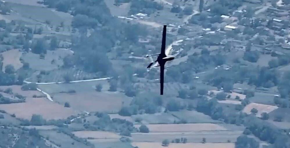 Dünya havacılık tarihinde otonom fıçı tonosu gerçekleştiren ilk SİHA Bayraktar TB2 oldu