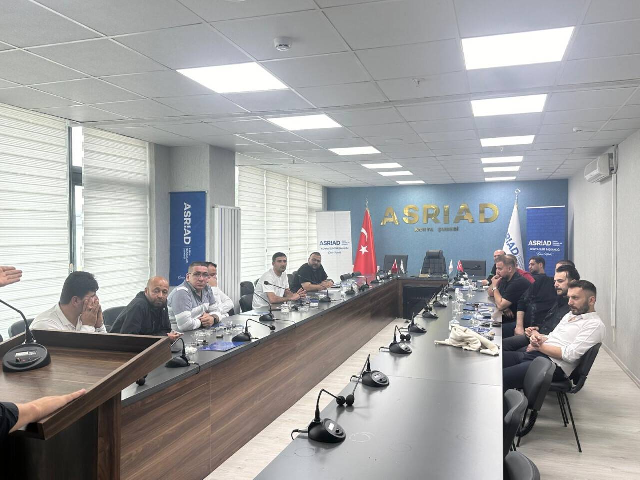asriad-konyada-is-gelistirme-toplantilari-araliksiz-suruyor-1.jpg
