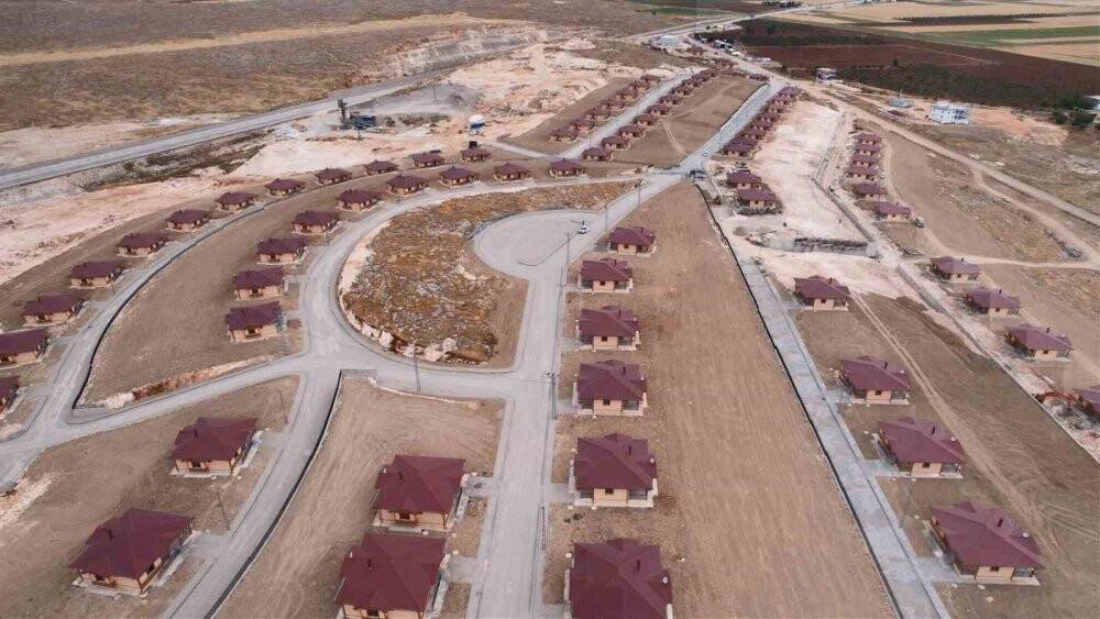 Adıyaman’da teslim edilen köy evleri yuva oluyor