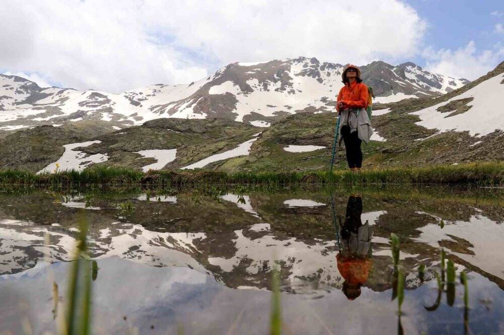 Artabel Gölleri’nde baharın renk cümbüşü başladı