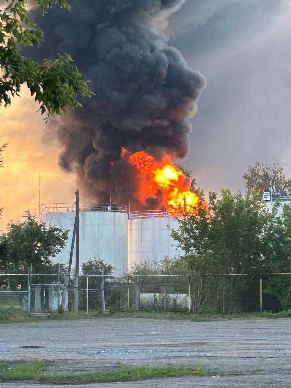 Rusya’da petrol rafinerilerine saldırı