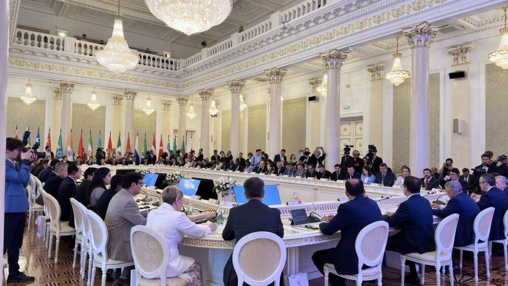 Konya'nın vicdan sesini dünyaya Uğur İbrahim Altay duyurdu