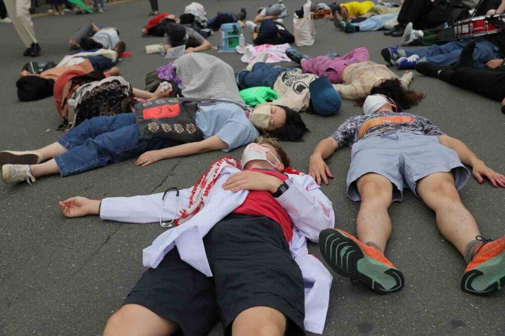 Gazze’de yaşanan insanlık dramı Tokyo’nun kalbinde canlandırıldı