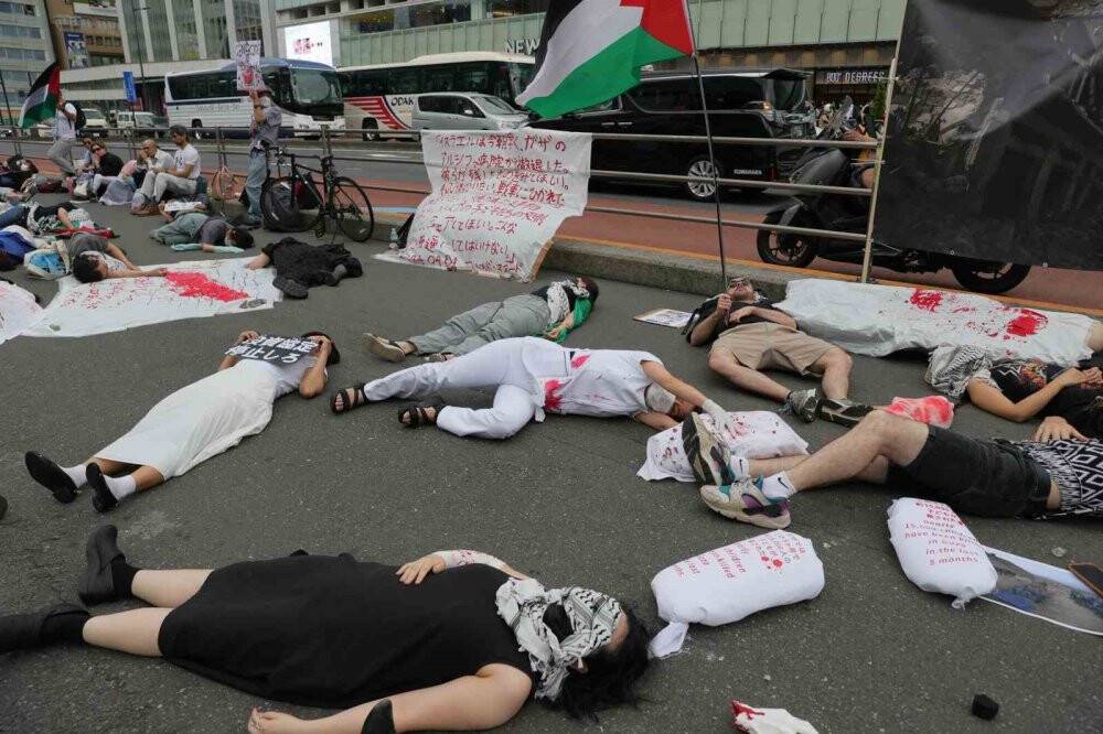 Gazze’de yaşanan insanlık dramı Tokyo’nun kalbinde canlandırıldı