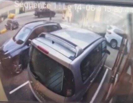 Tesla duracağı yerde hızlandı! Avukat kaza yaptı