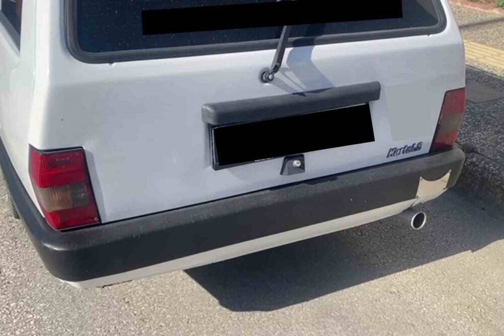 Kartala kurulan özel düzenekle çalışan abart egzoz polisin dikkatinden kaçmadı! (TIKLA&;İZLE)