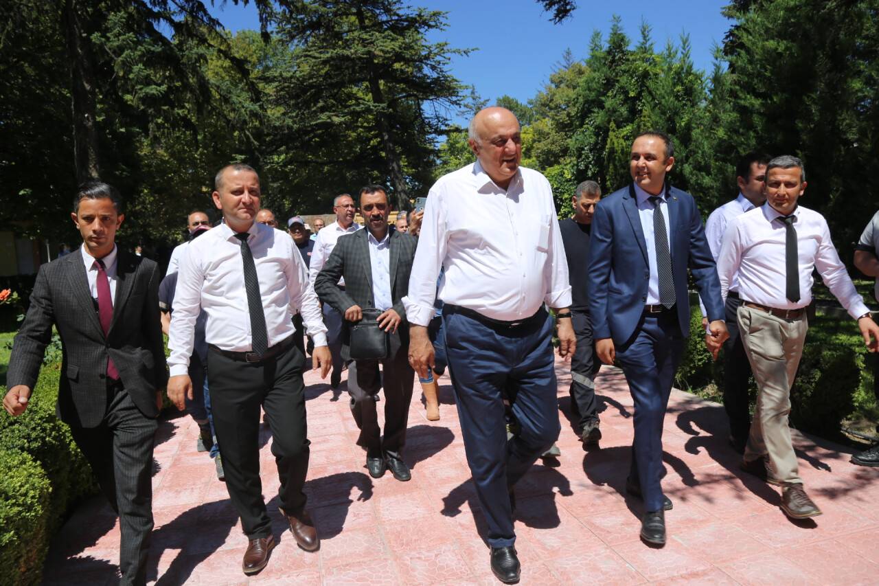 baskan-erkoyuncu-karsilama-3.jpg
