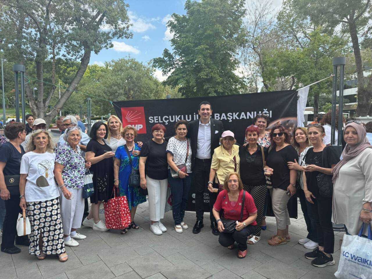 chp-selcuklu-asure-haber-fotolari-2.jpg