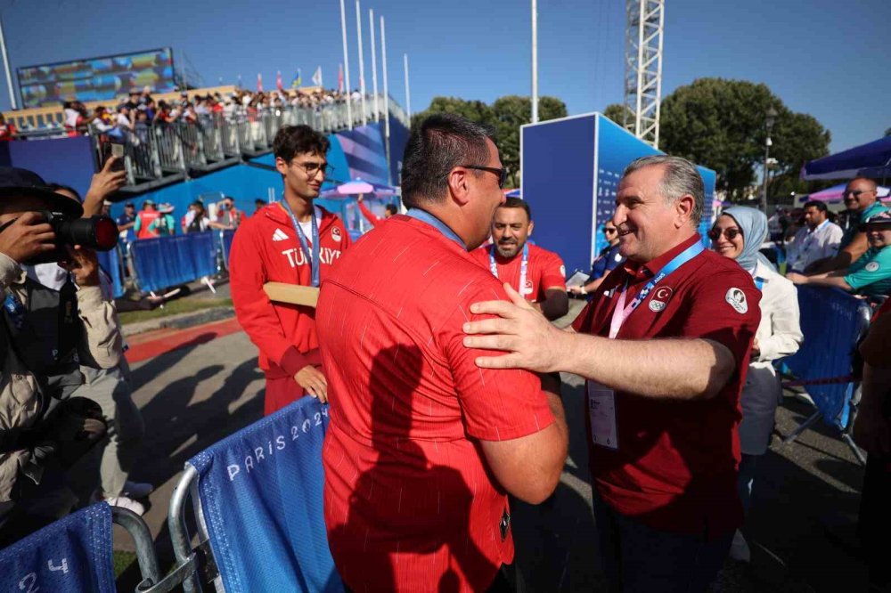 Okçuluk Erkek Milli Takımı’ndan tarihi madalya