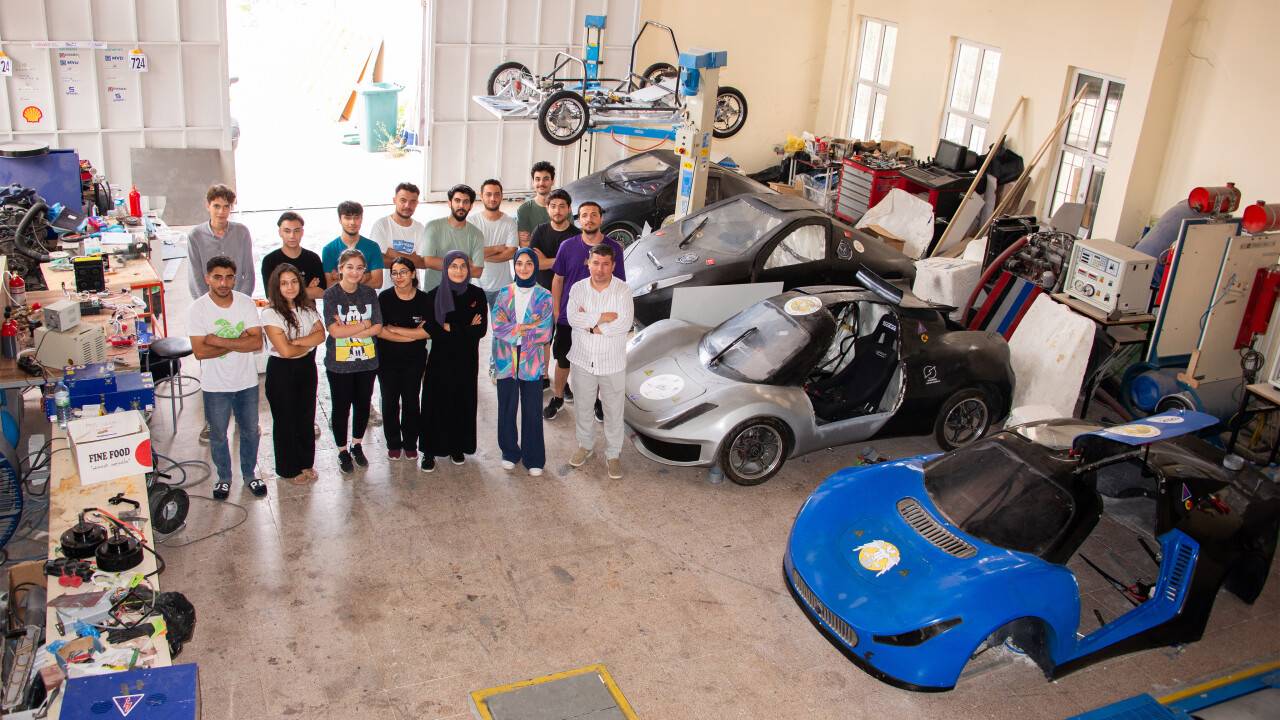 selcuk-universitesi-teknofestte-cok-sayida-projesiyle-yarisacak-4.jpg