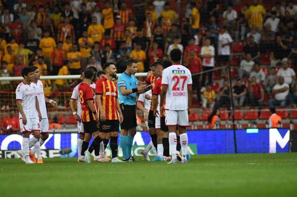 Sivas, Kayserispor'u deplasmanda devirdi