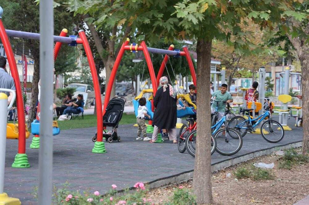 Çocukların ev kazaları için alınacak önlemler hayat kurtarıyor