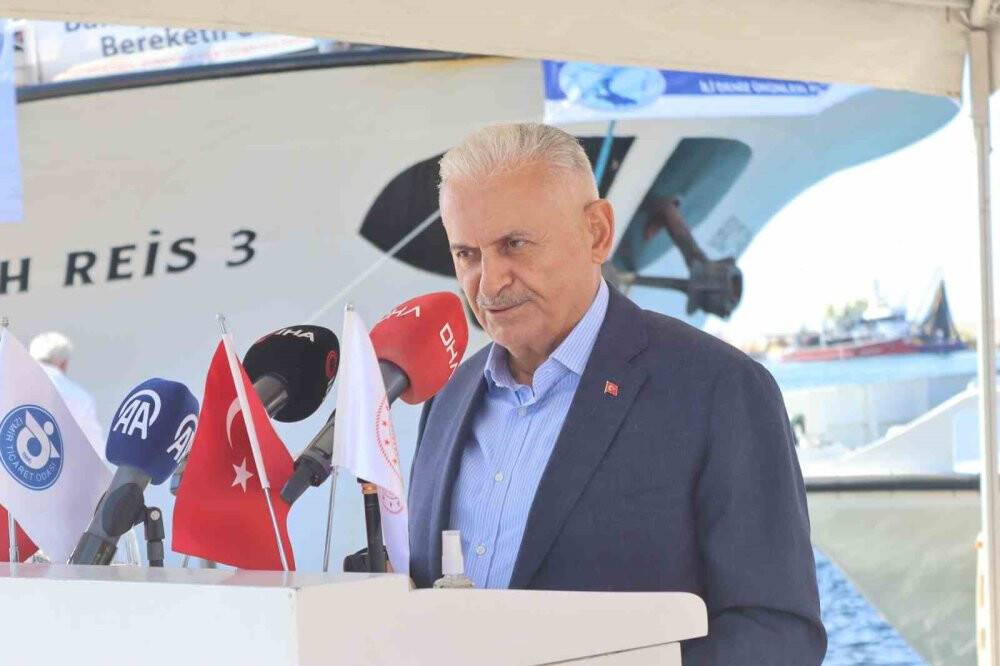 İzmir’de balıkçılar ’Vira Bismillah’ dedi