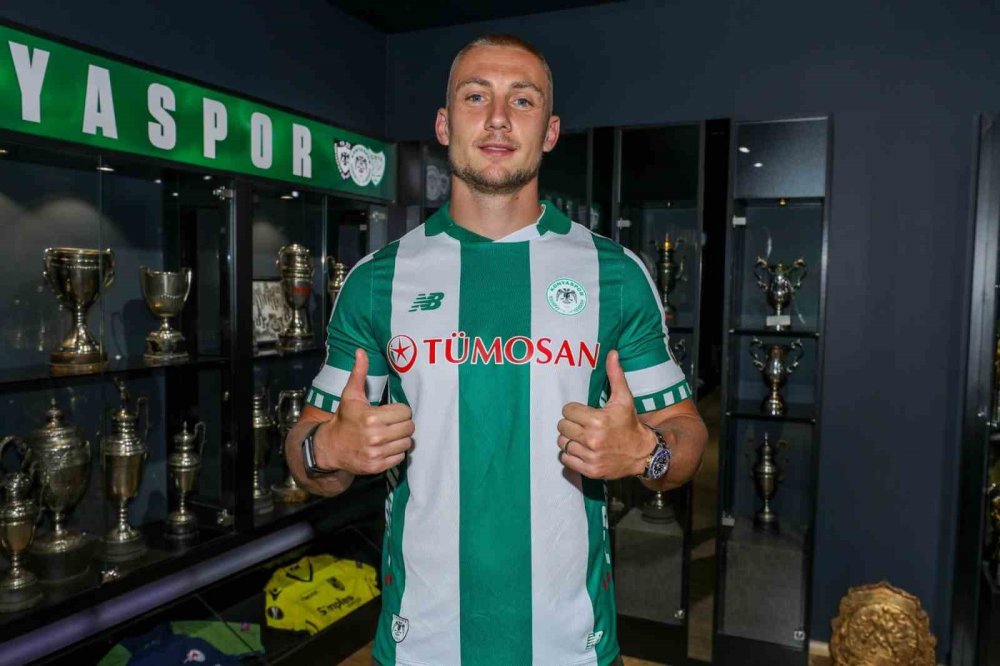 Konyaspor'un yeni transferi Blaz Kramer imayı attı takımla birlikte Samsun'a gitti