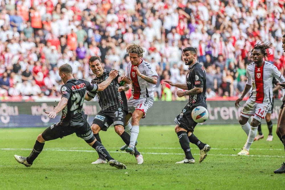 Konyaspor deplasmanda güldü: 0-1