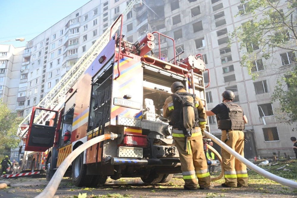 Rusya, Harkov’da içinde sivillerin bulunduğu binayı vurdu