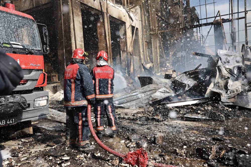 Sakarya’daki patlamanın görüntüleri ortaya çıktı