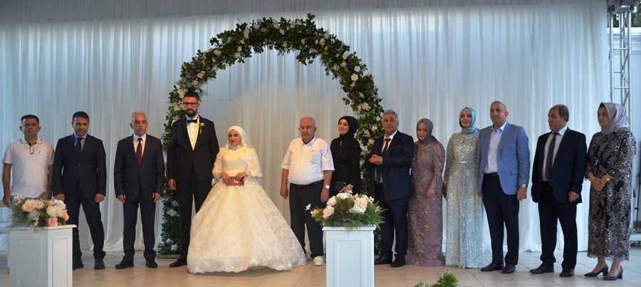 nikah-kiyilirken.jpg