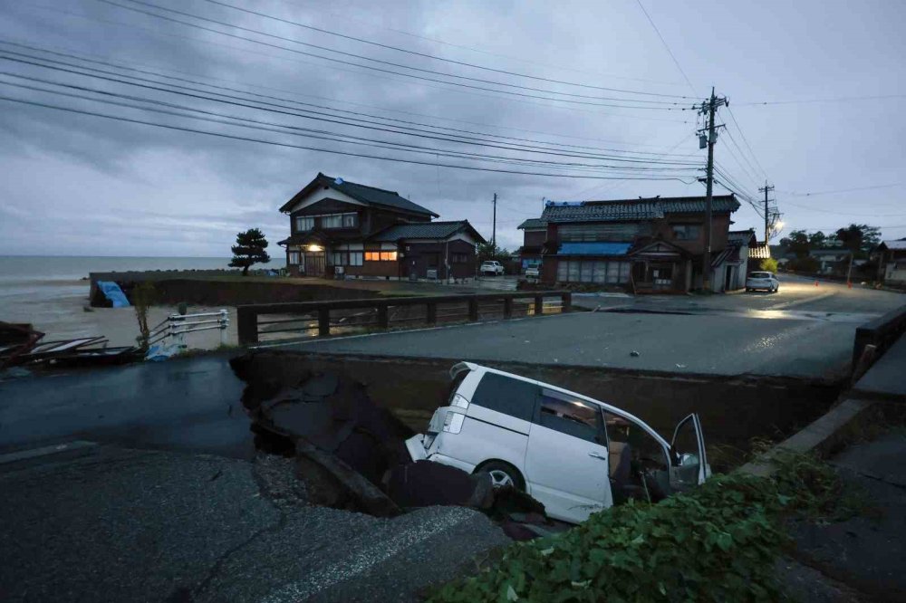 Japonya’daki heyelanda 1 kişi öldü, kayıp sayısı 10’a yükseldi