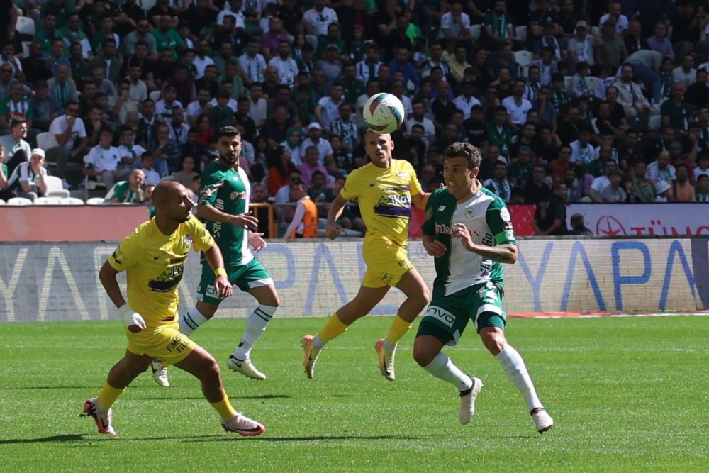 Ver coşkuyu: Konyaspor: 2 - Eyüpspor: 1