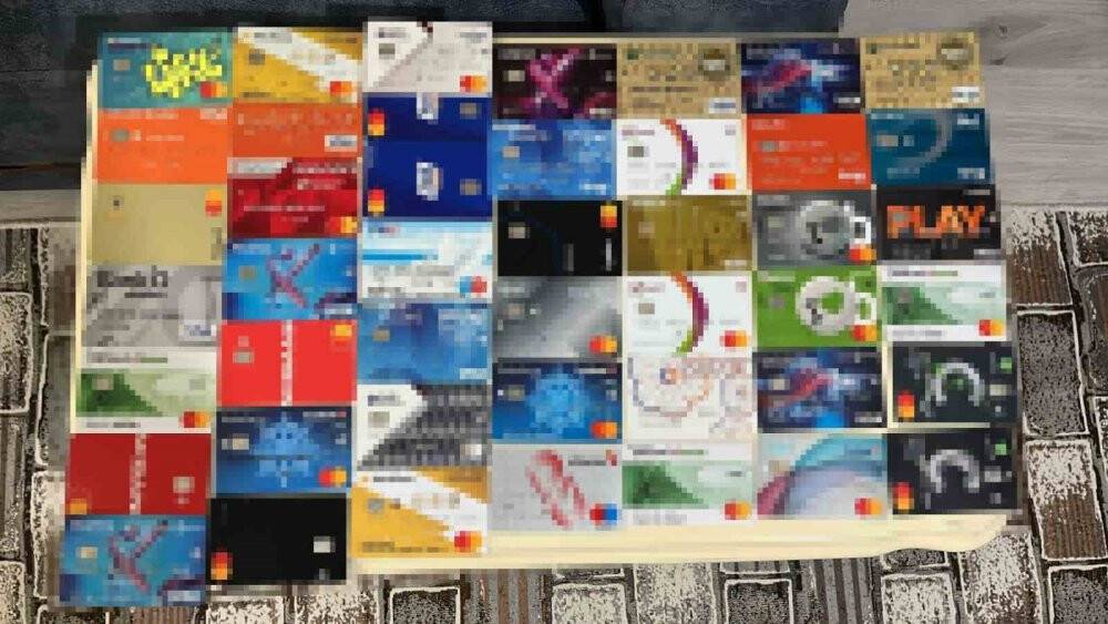 Berber ve çetesinden 1,2 milyar liralık dolandırdı.ıcılık