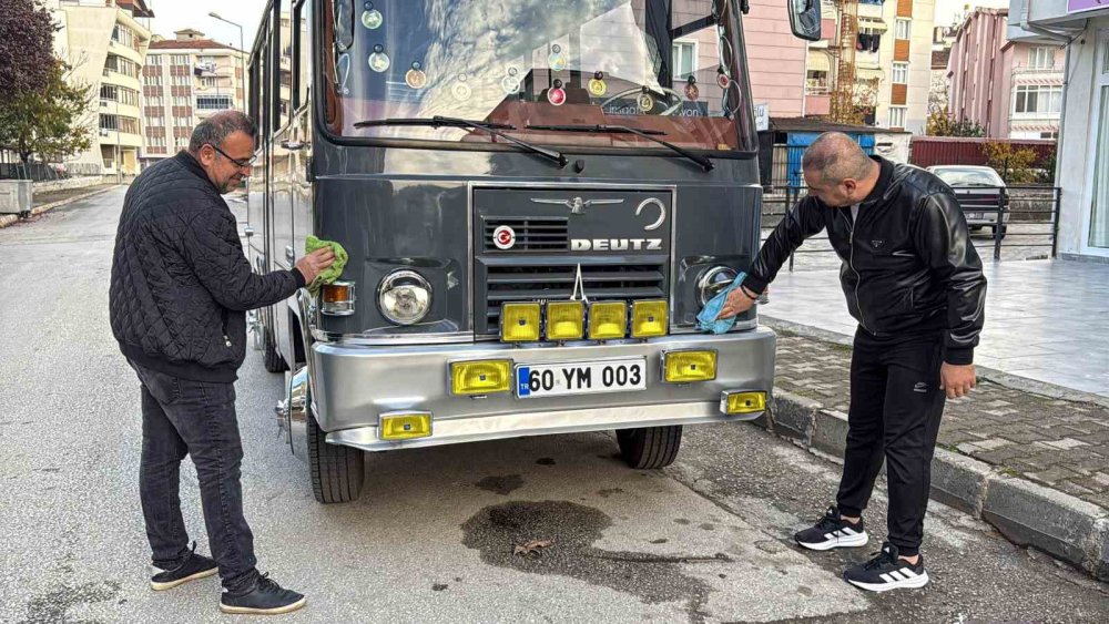 Çocukluk hayali için1988 model Magirus'a 1 milyon TL harcadı