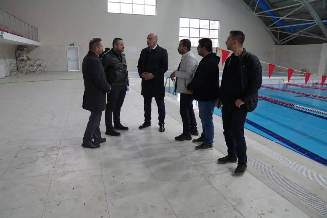 yari-olimpik-yuzme-havuzu-acilis-icin-gun-sayiyor-2.jpg