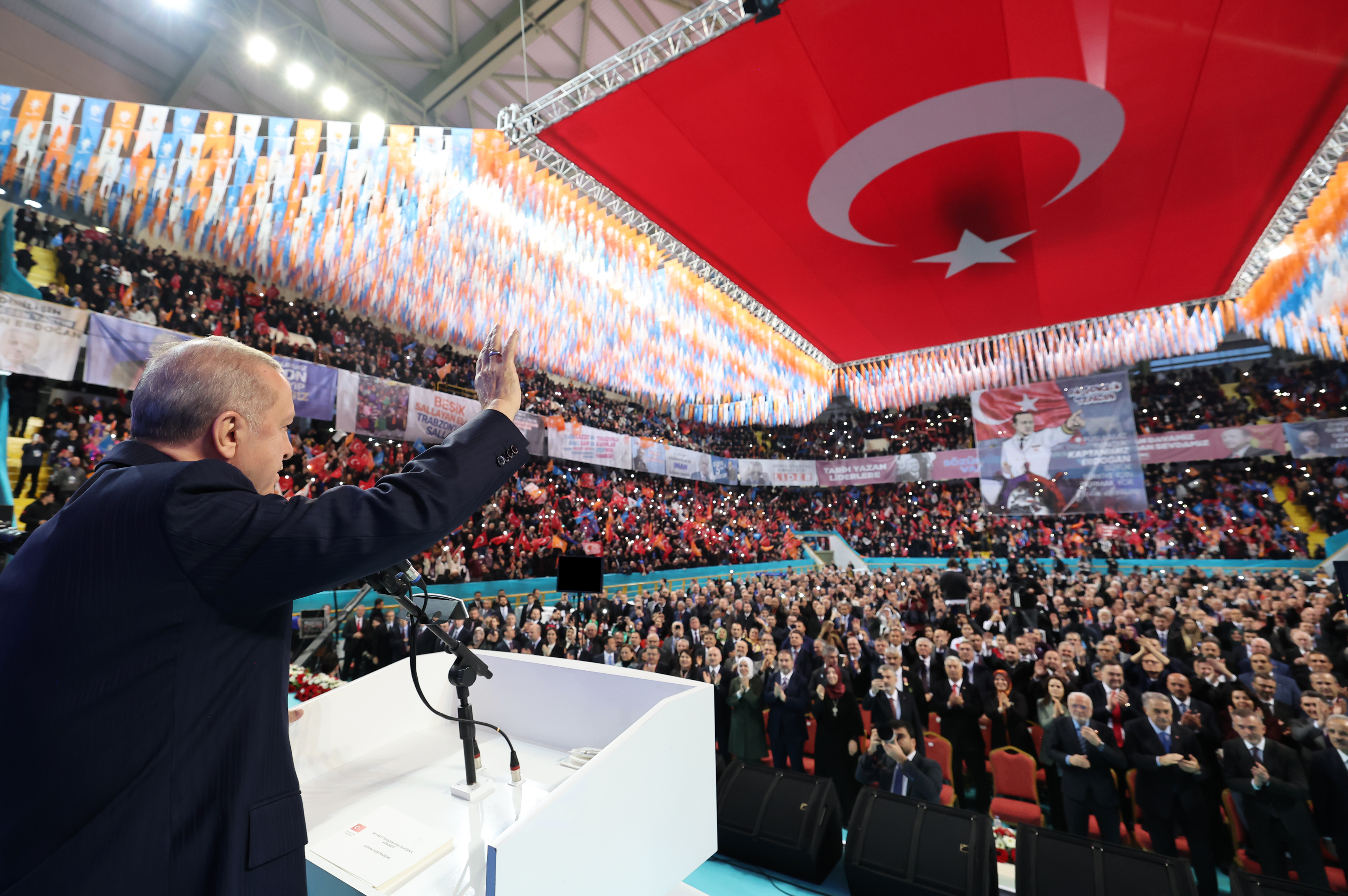 aa-20250105-36668451-36668450-ak-parti-trabzon-8-olagan-il-kongresi.jpg