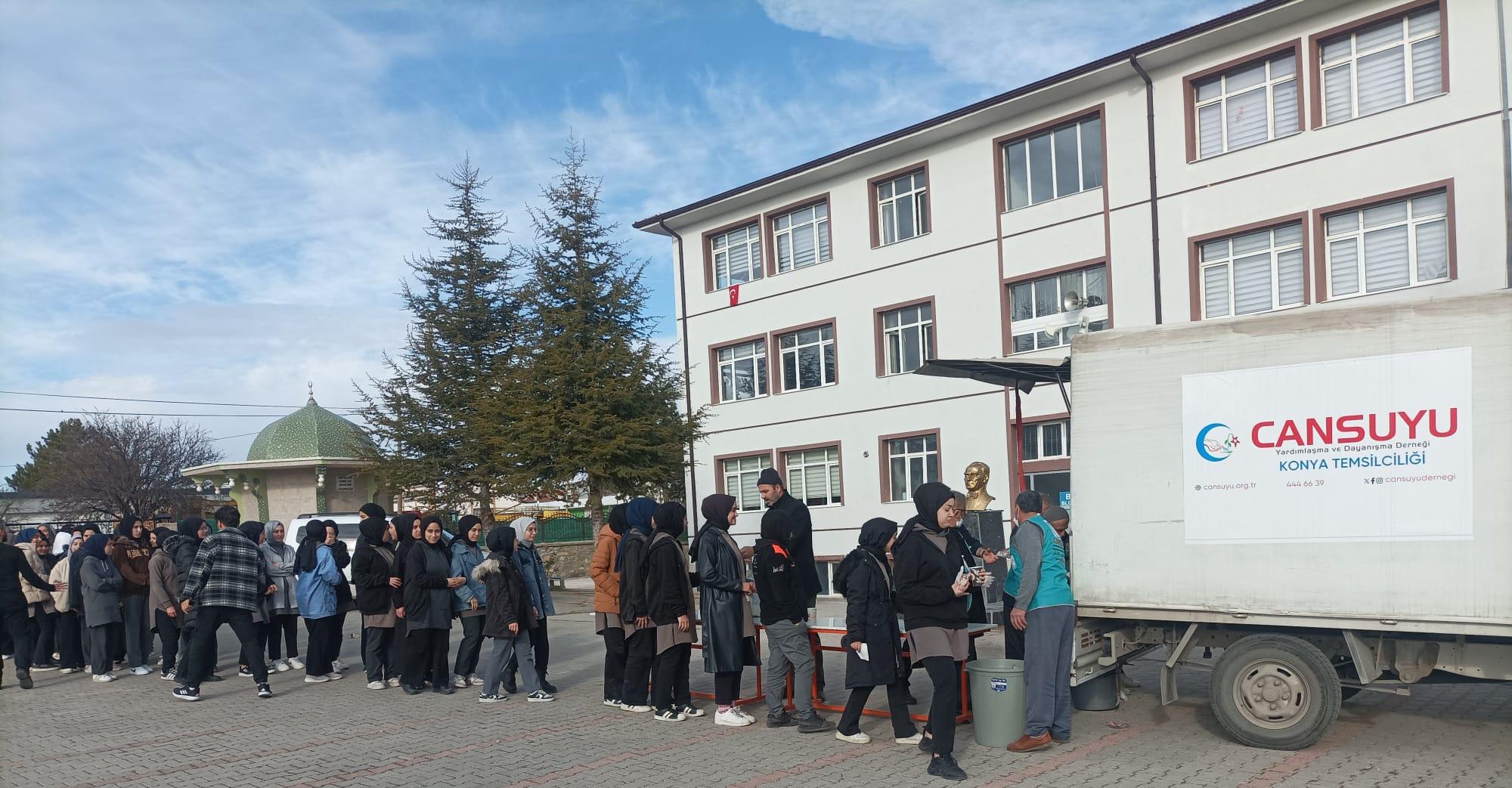 aa-20250116-36764504-36764502-konyada-ogrencilere-destek-verildi.jpg