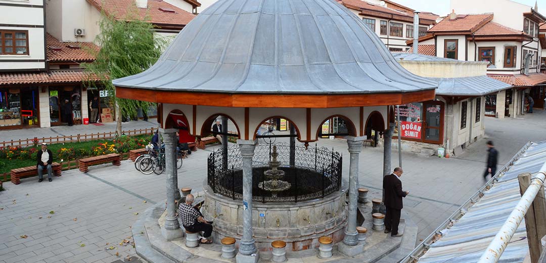 1-kapu-cami-5.jpg