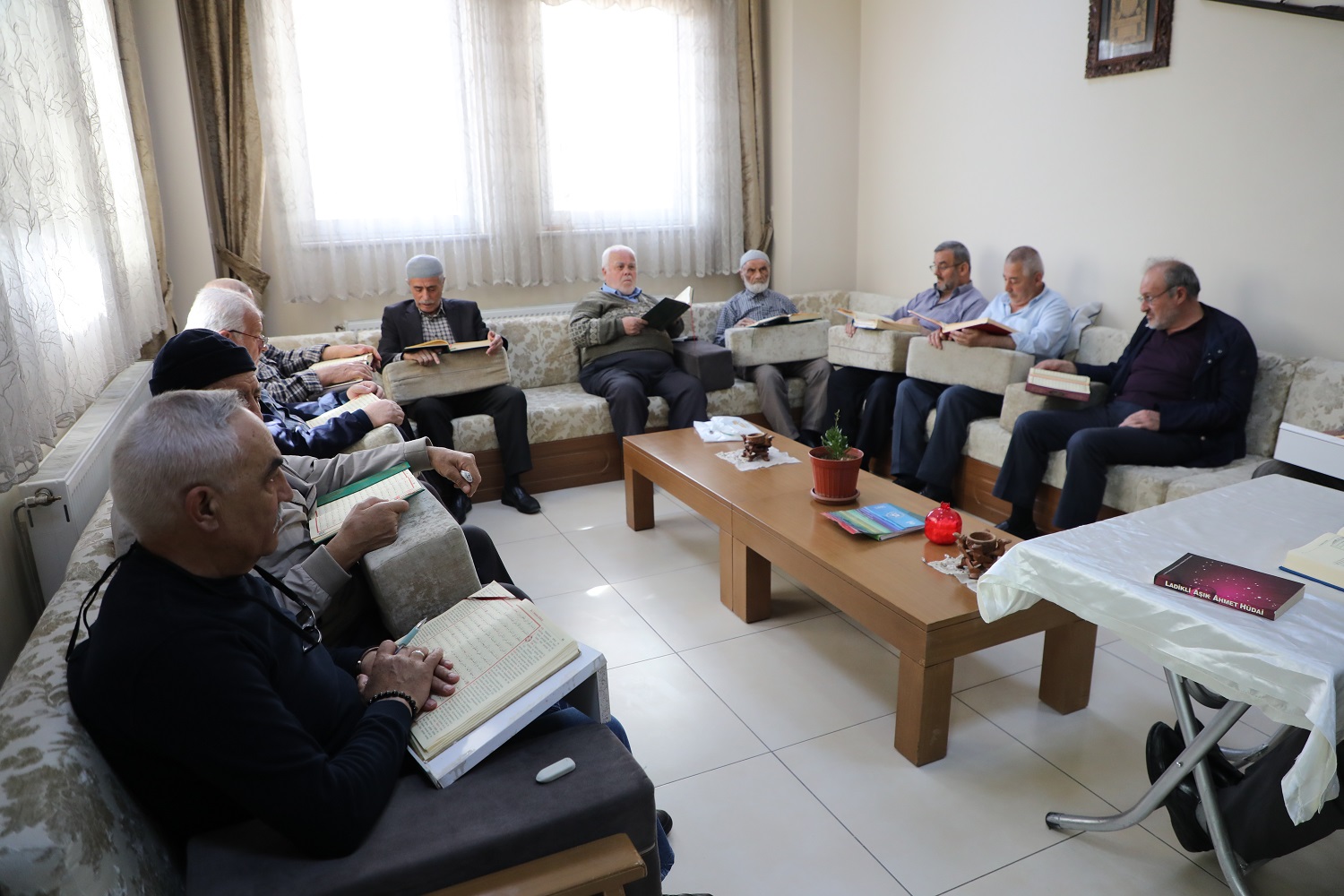 emekli-konaklarinda-egitim-1.jpg