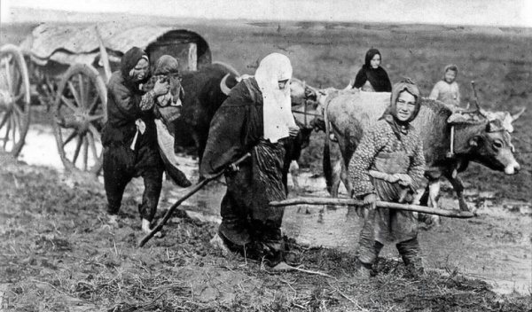 milli-mucadelenin-kadin-kahramanlari-07.jpg
