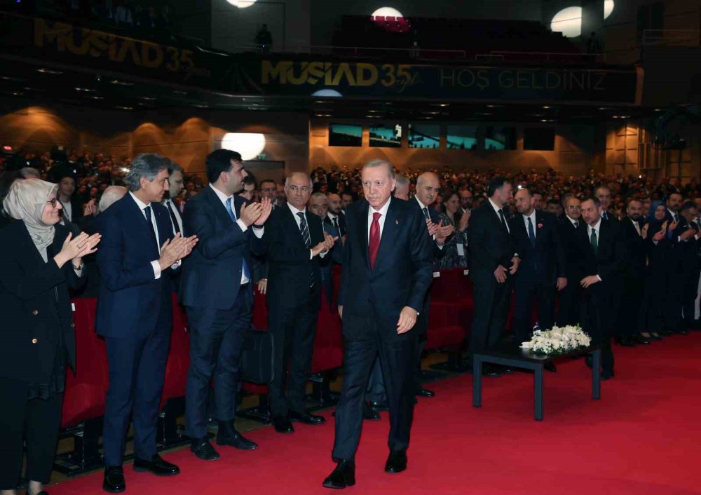 Cumhurbaşkanı Erdoğan’dan CHP lideri Özgür Özel’e: "Bunun adı ekonomik tetikçiliktir, jurnalciliktir, ispiyonculuktur"