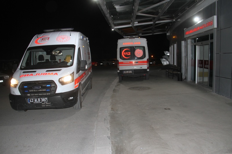 aw452120-01.jpg