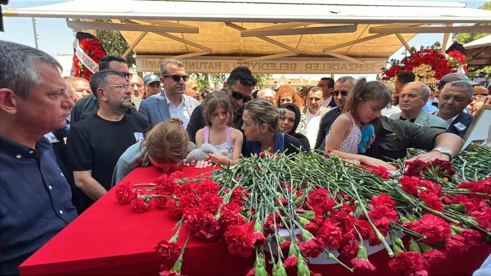 Manisa BB BAşkanı Denşz Zeyre, son yolculuğuna uğurlandı