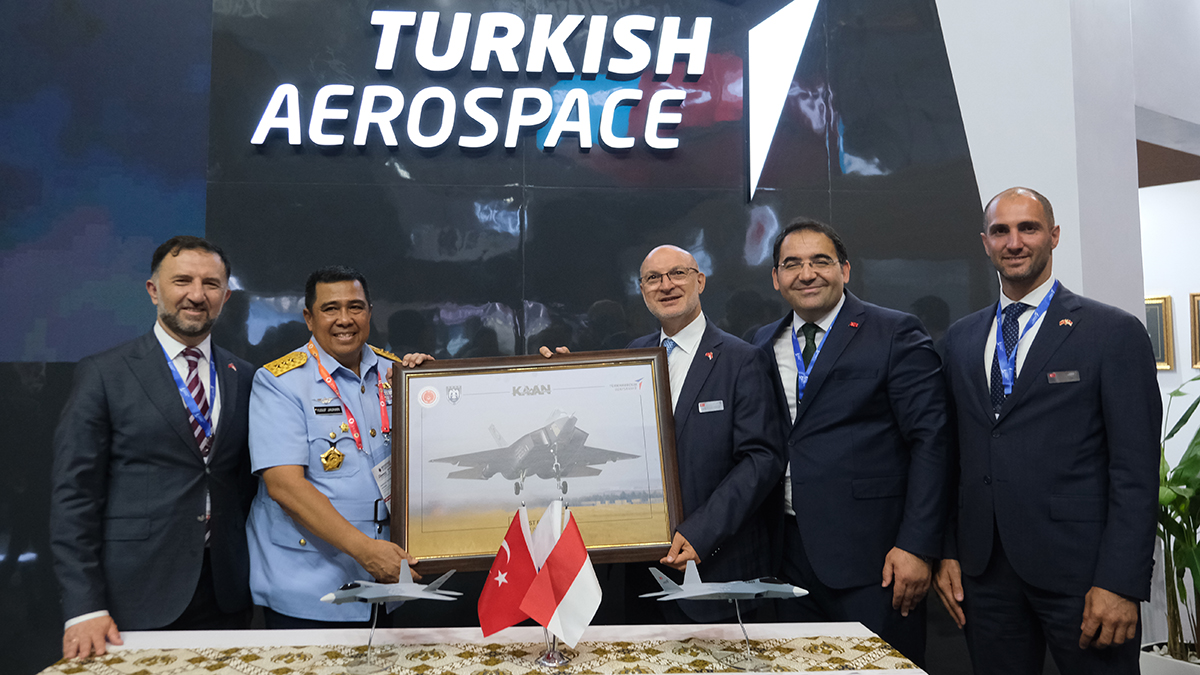 aa-20250611-38247591-38247587-turkiyeden-endonezyaya-48-milli-muharip-ucak-kaan-ihracati.jpg