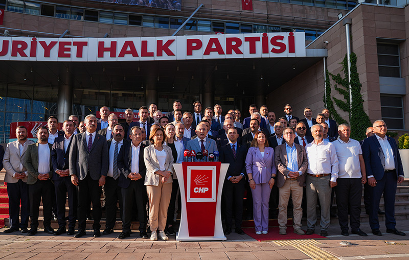 chp-il-baskanlari-ortak-aciklama-yapti.jpg