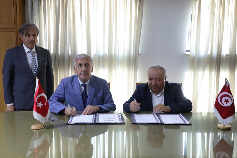 aa-20250624-38377030-38377008-tunusta-sfakes-ile-konya-sanayi-odalari-isbirligi-mutabakat-zapti-imzaladi-1.jpg