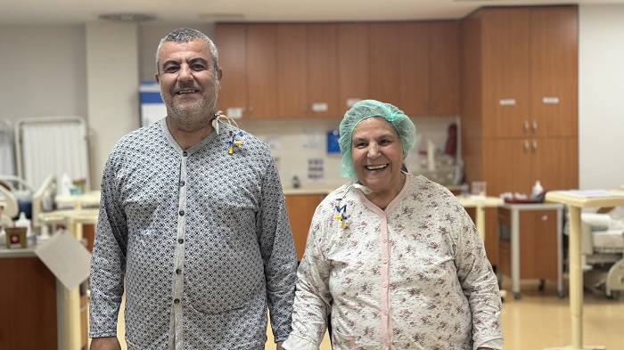 aa-20250718-38594095-38594091-ayni-gun-kalp-ameliyati-olan-anne-ve-oglu-taburcu-edildi.jpg