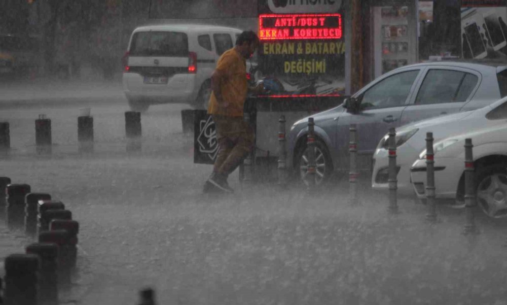 Konya’da "rahmet" serinletti