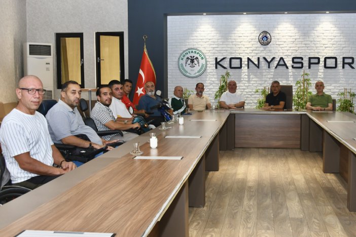 konyaspordan-engelli-taraftar.png