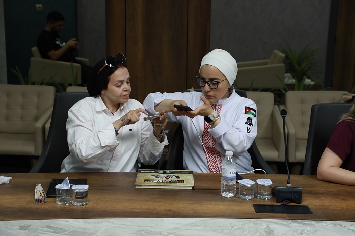 yabanci-ogrencilerden-baskan-kilcaya-ziyaret-6.jpg