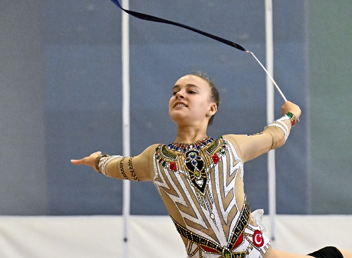 aa-20250815-38835448-38835444-ritmik-cimnastikte-dunya-sampiyonasi-heyecani.jpg
