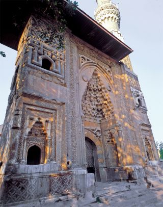 sahib-ata-kulliyesi-1.jpg
