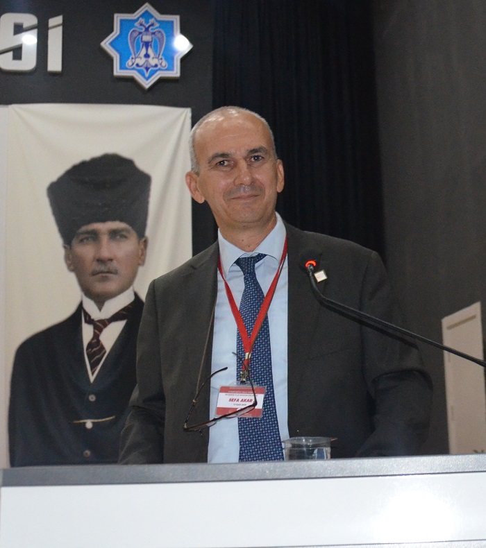 chp-beysehir-ilce-baskani-sefa-akar-konusurken.jpg
