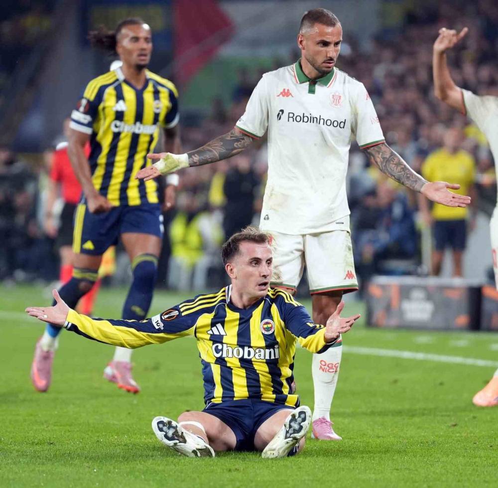 Kerem 2 attı, Fener 3 puanı aldı