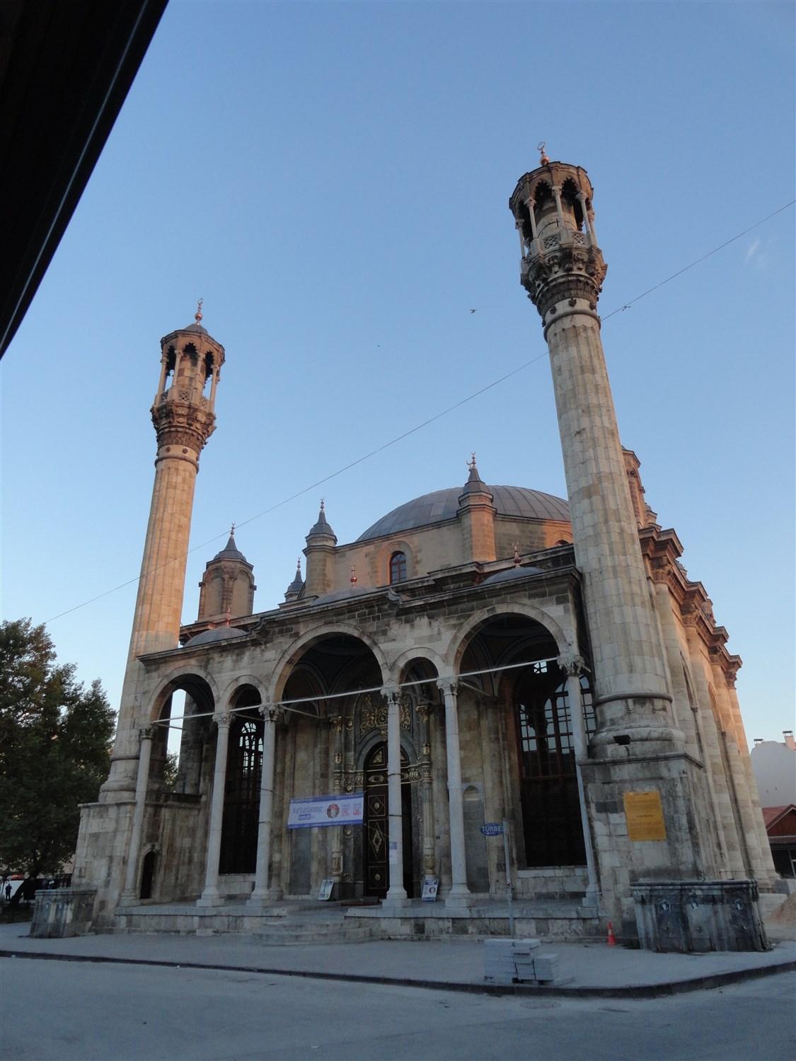 konya-aziziye-camii.jpg