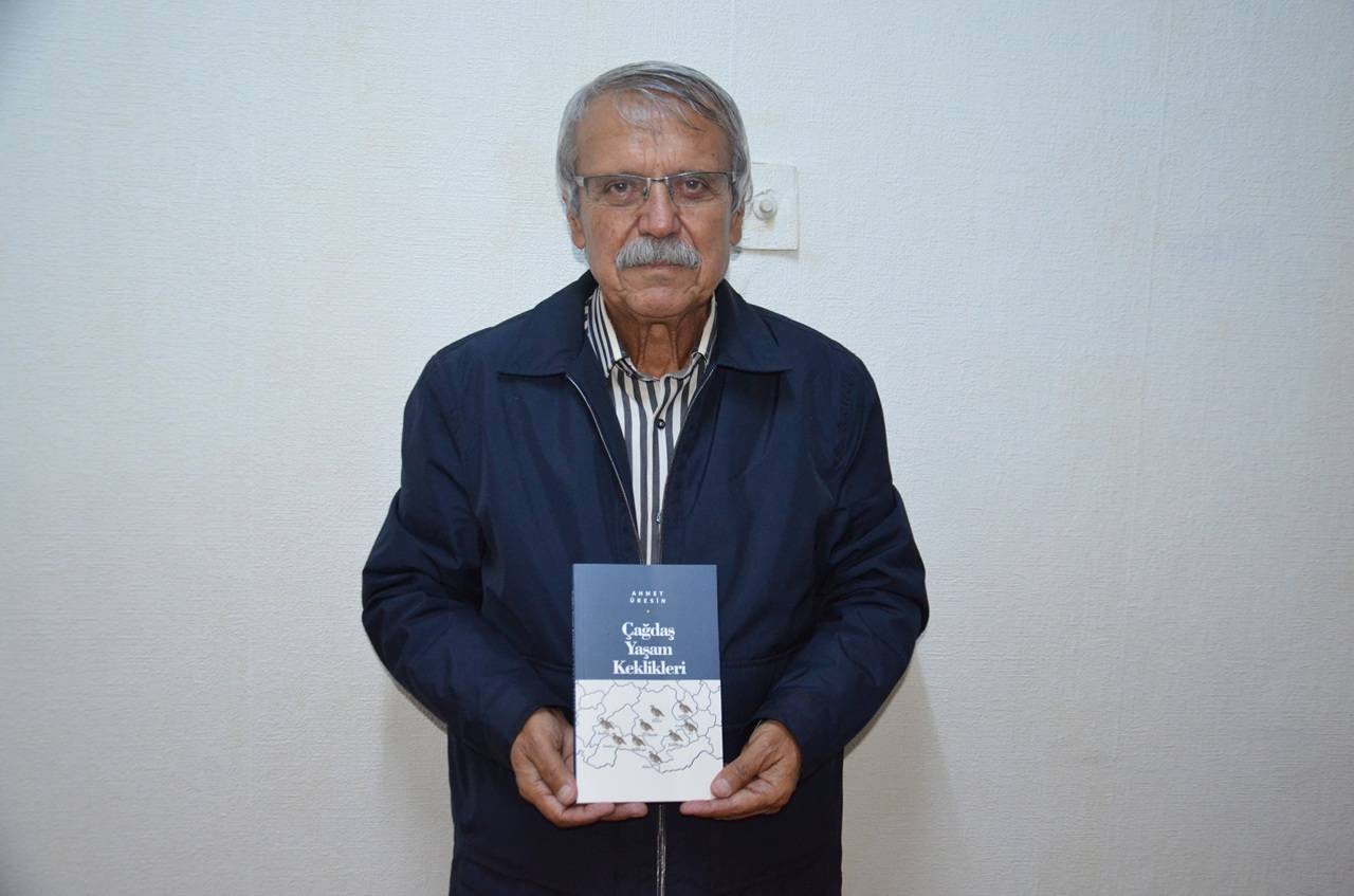 ahmet-uresin-kitap.jpg