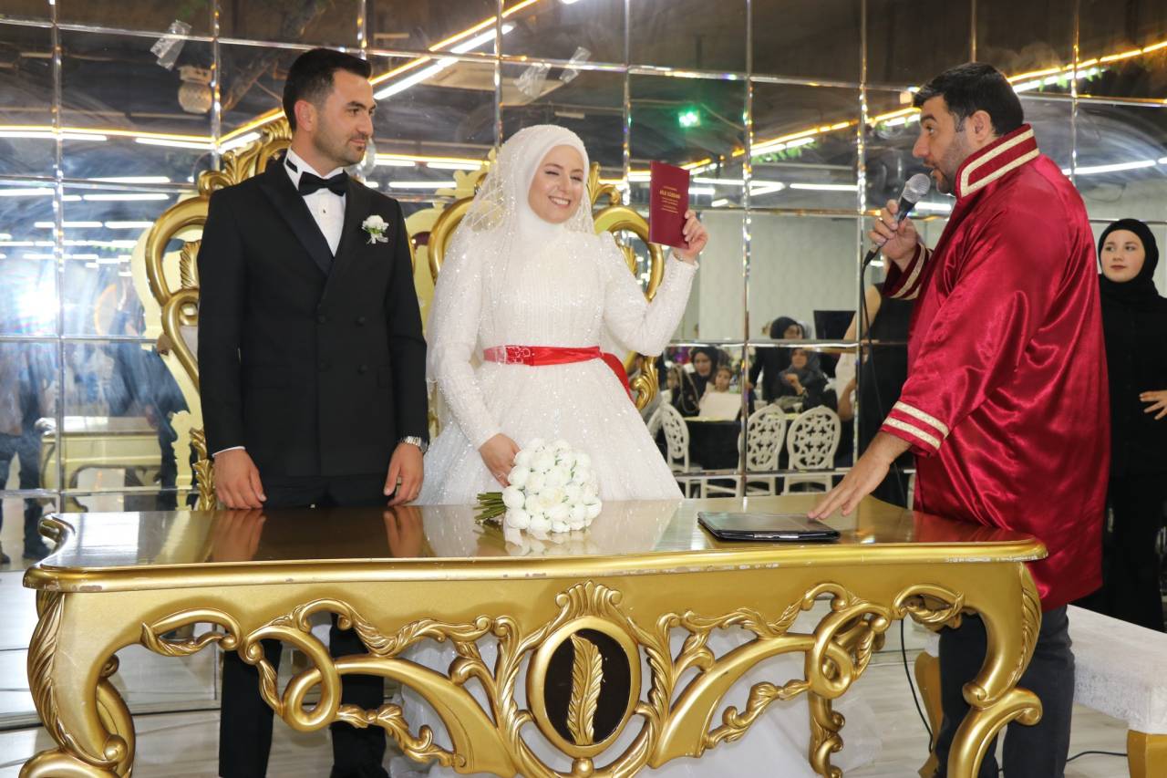 gelin-damat-nikah.jpg