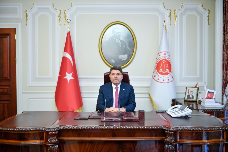 adalet-bakani-yilmaz-tunc-001.jpg
